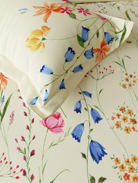 D'Decor King Size Bedsheet 164 TC Cotton with 2 Pillow Covers - Size: 229cm x 274cm - Package Includes: 1 Bedsheet & 2 Pillow Covers - Sweet Cream Florals