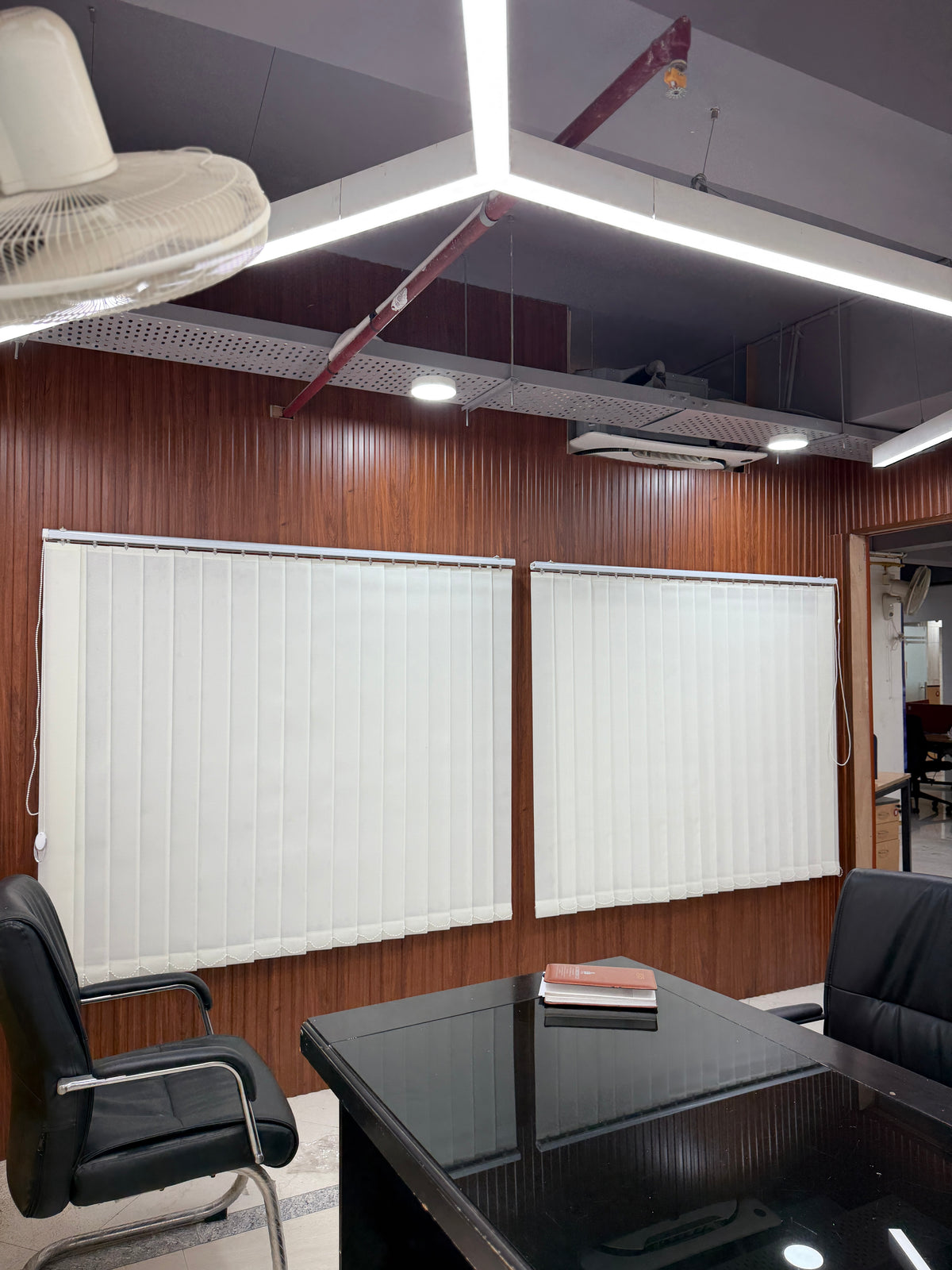 Folded roller blinds